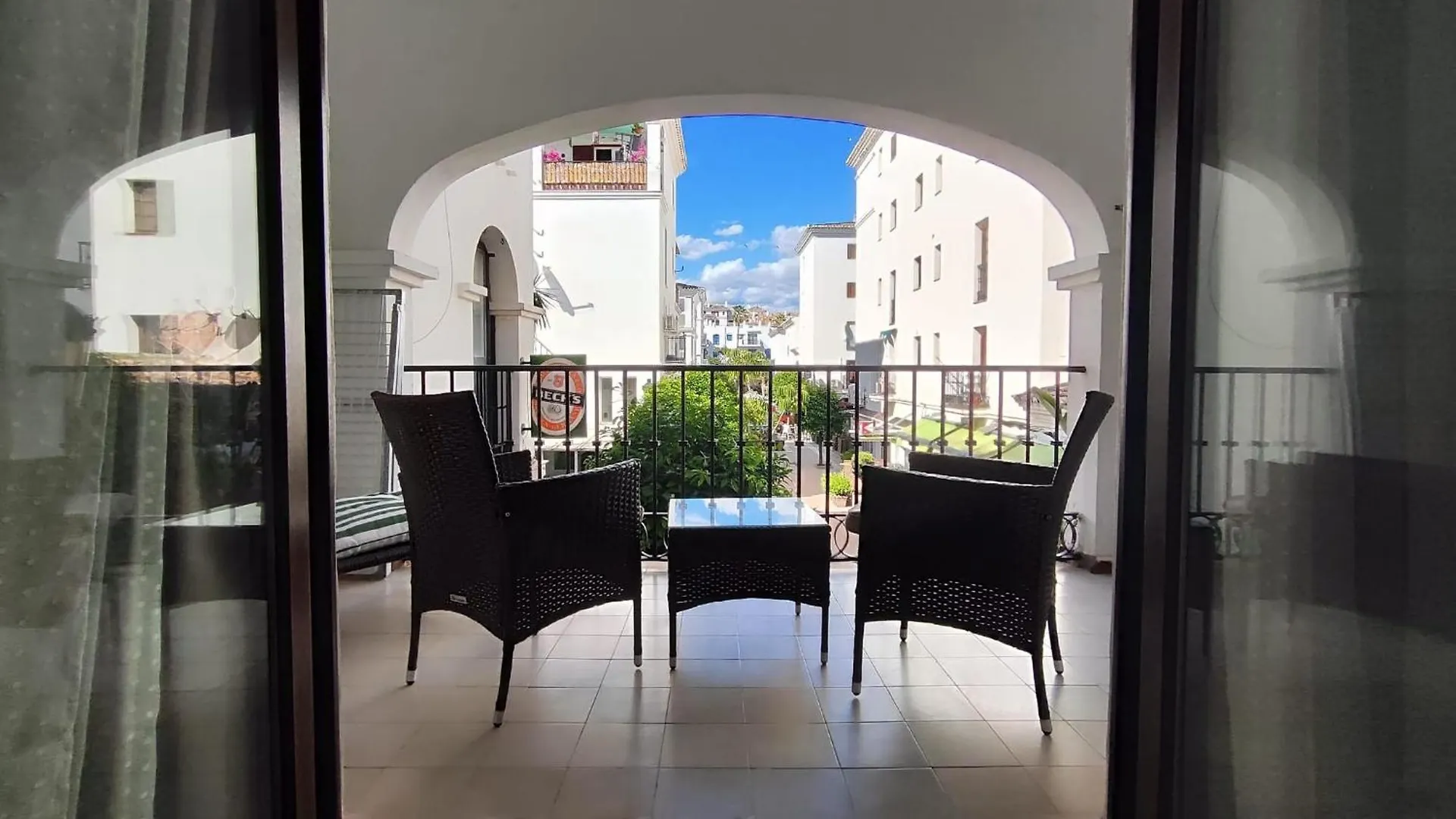 Experience Lively Duquesa Port Apartment Manilva