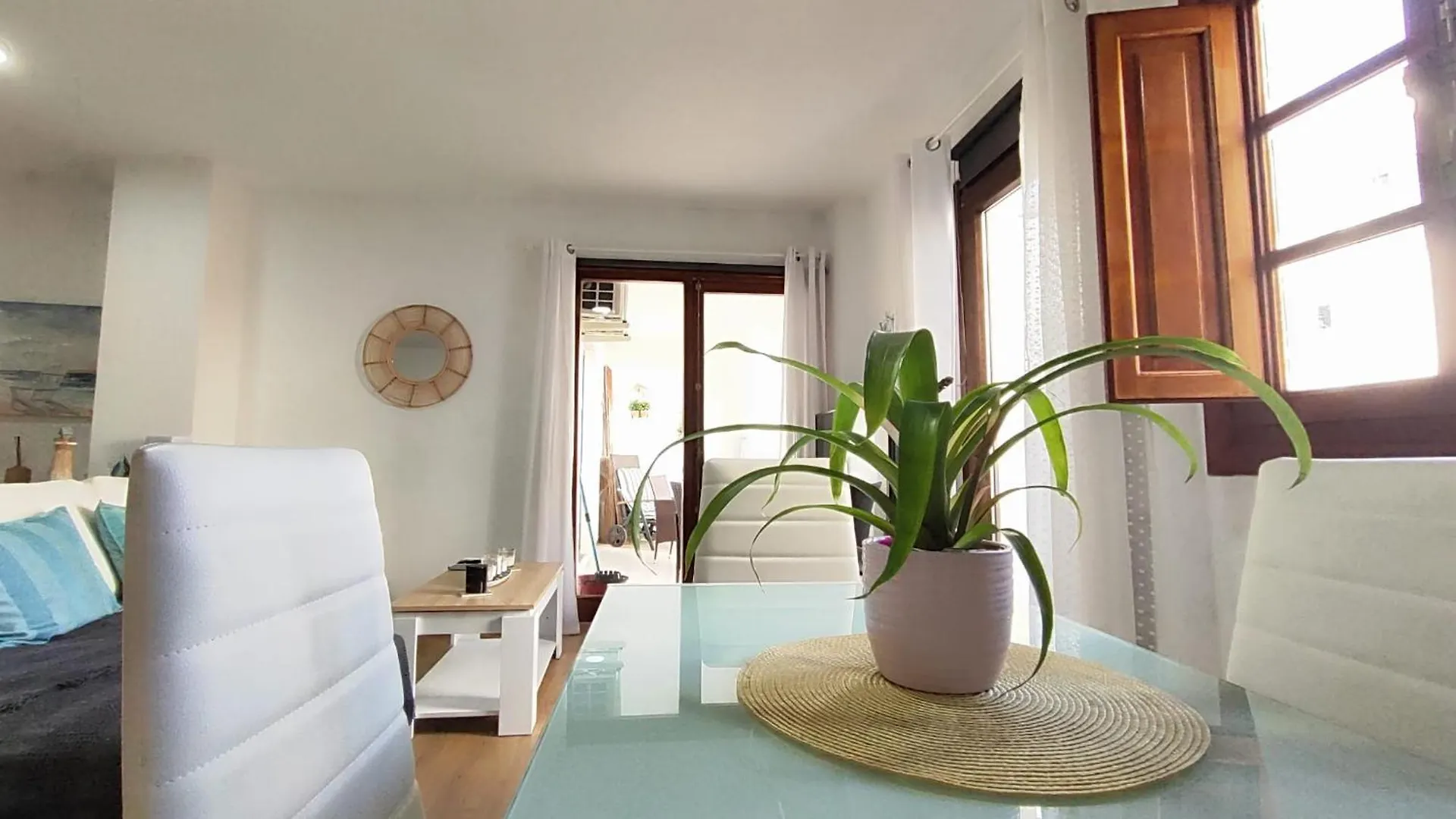 Experience Lively Duquesa Port Apartment Manilva